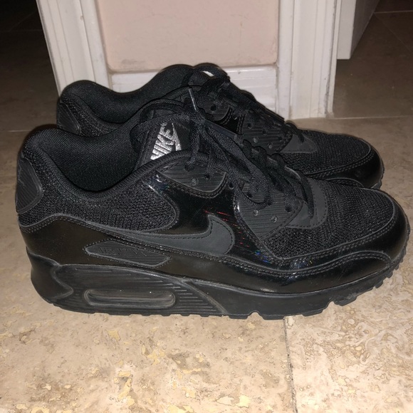 nike 90s black